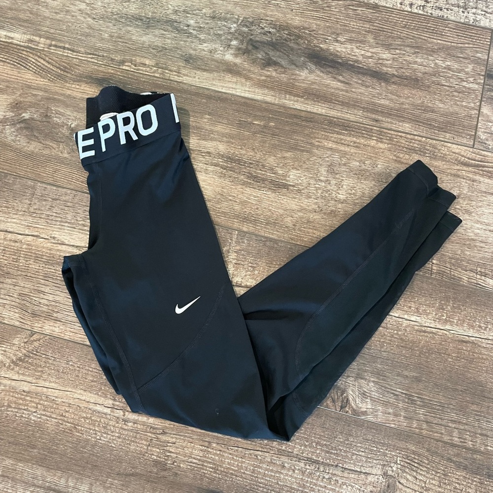 Nike Performance Workout Leggings Size Small